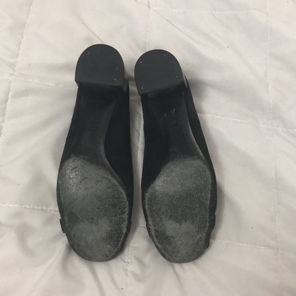 TORY  BURCH SIZE 8 SUEDE LEATHER HEALED SHOES - Picture 7 of 9